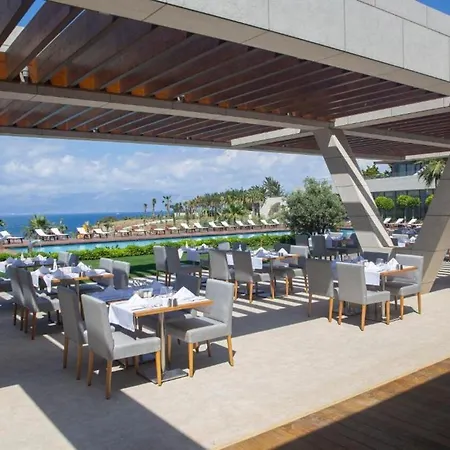 Hotel On'live Çeşme
