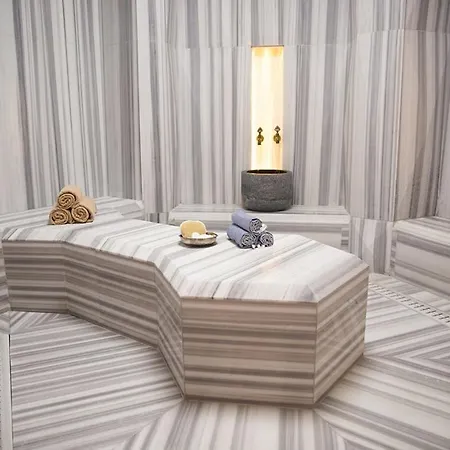 Hotel On'live Çeşme