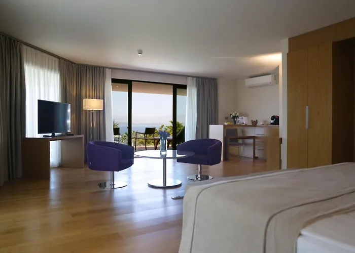 Hotel On'live Çeşme