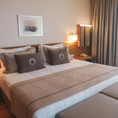 Hotel On'live 5*