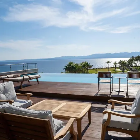 Hotell On'live Çeşme
